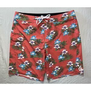 Volcom Men's Manic 20" Quick Dry Cargo Board Shorts. Red Floral, Men's 36. MINT!